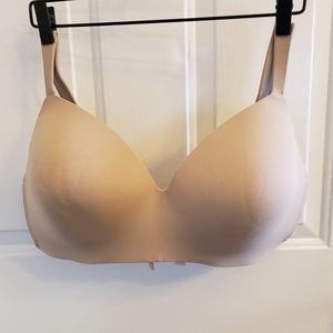 Cacique Simply Wire Free Lightly Lined T Shirt Bra